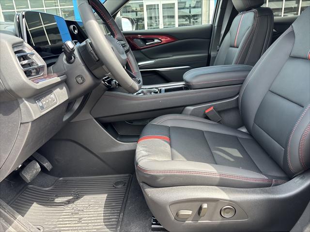 new 2025 Chevrolet Traverse car, priced at $58,560