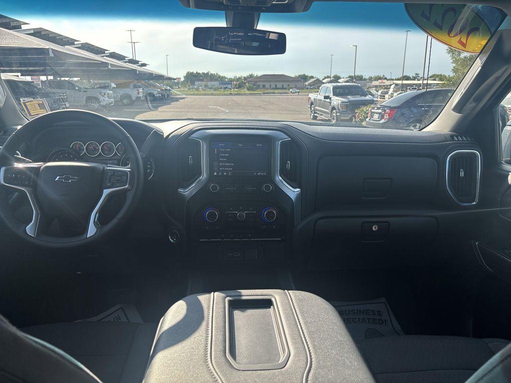 used 2022 Chevrolet Silverado 1500 car, priced at $41,995