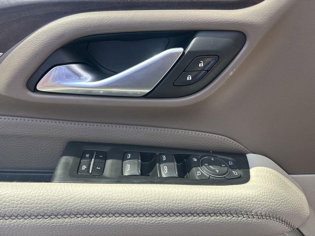 used 2022 GMC Yukon car, priced at $47,995