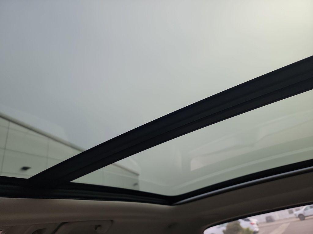 used 2022 Volvo XC60 car, priced at $31,595