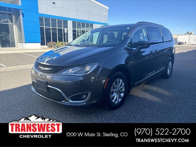 used 2017 Chrysler Pacifica car, priced at $17,995