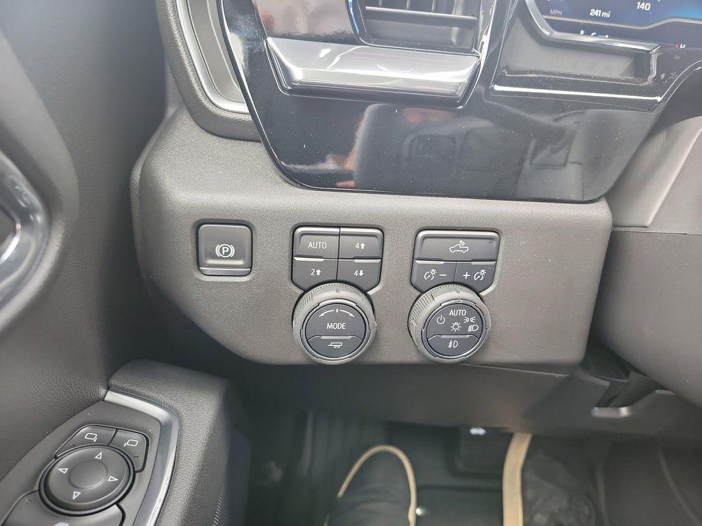 new 2025 Chevrolet Silverado 1500 car, priced at $61,920