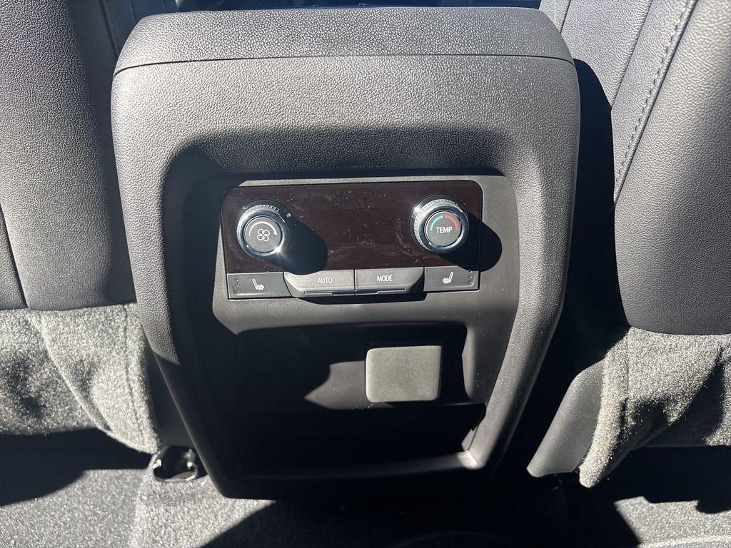 new 2026 Chevrolet Traverse car, priced at $60,290