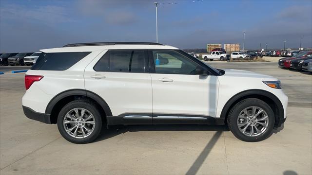 new 2024 Ford Explorer car, priced at $45,448