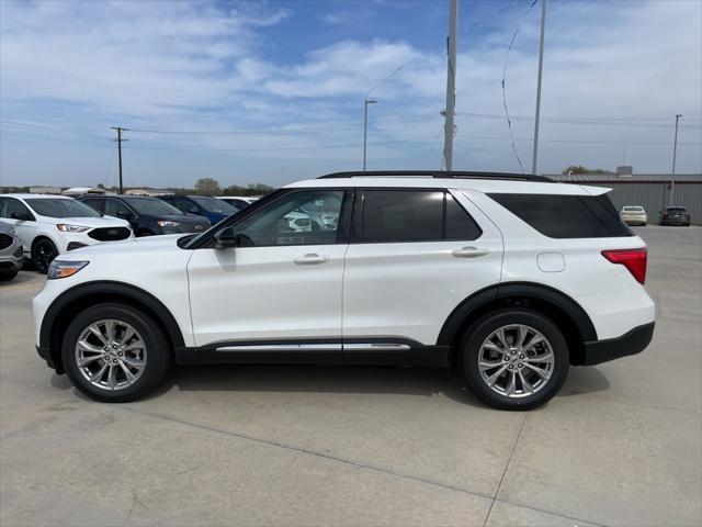 new 2024 Ford Explorer car, priced at $49,839