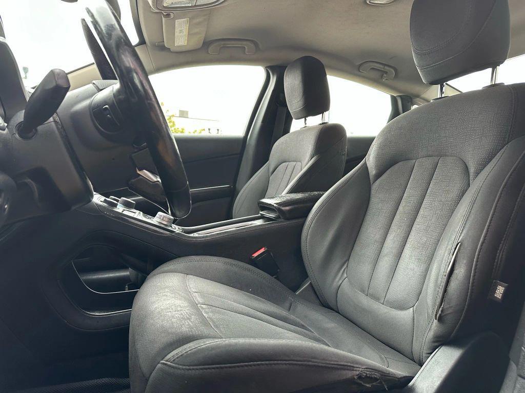 used 2015 Chrysler 200 car, priced at $3,900