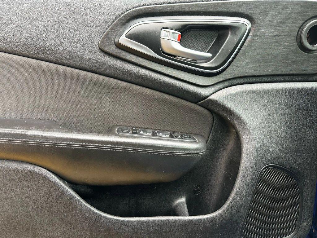 used 2015 Chrysler 200 car, priced at $3,900