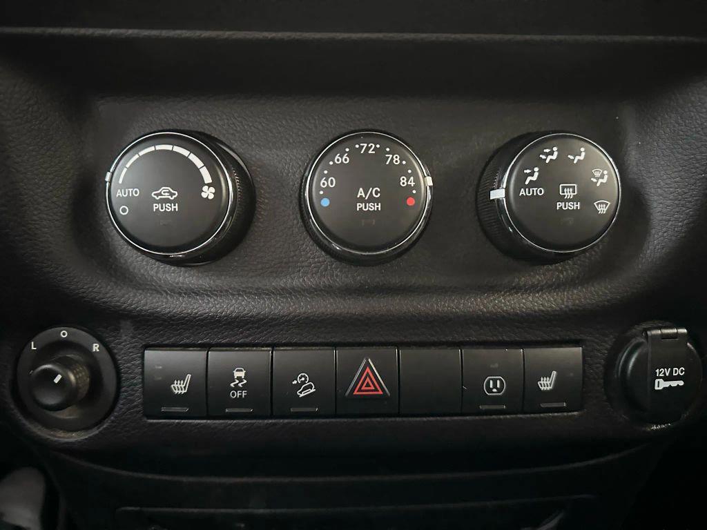 used 2015 Jeep Wrangler Unlimited car, priced at $13,500