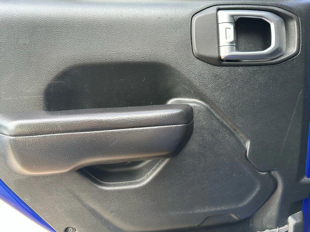 used 2020 Jeep Wrangler Unlimited car, priced at $32,900