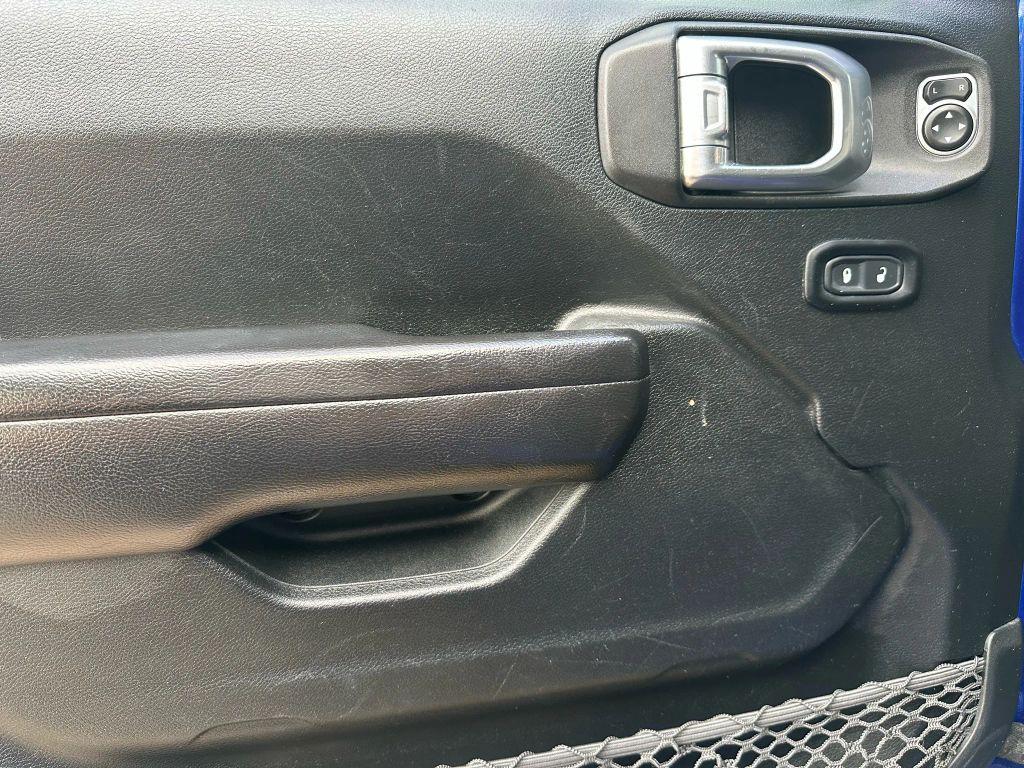 used 2020 Jeep Wrangler Unlimited car, priced at $32,900