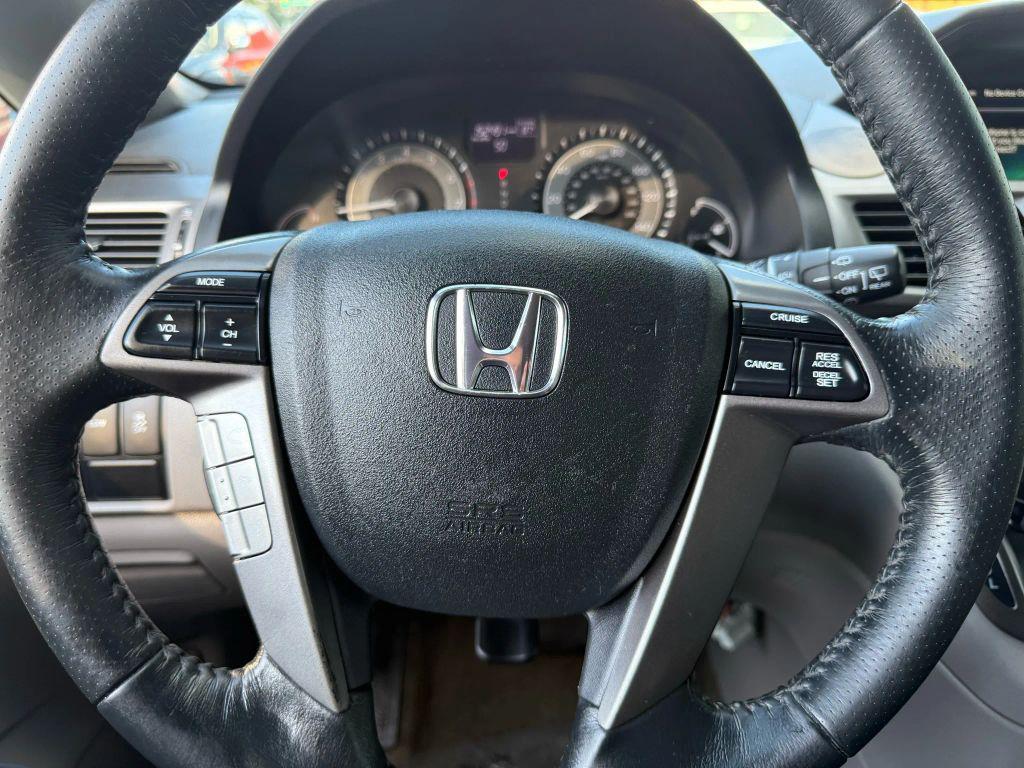 used 2015 Honda Odyssey car, priced at $9,400