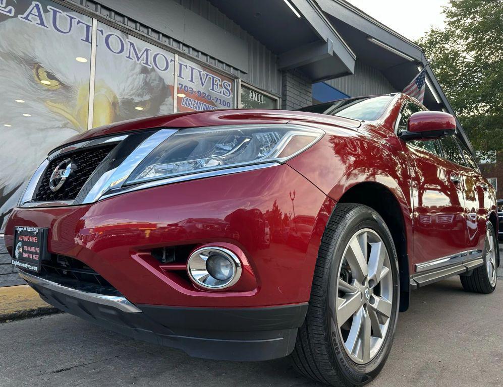 used 2016 Nissan Pathfinder car, priced at $9,900