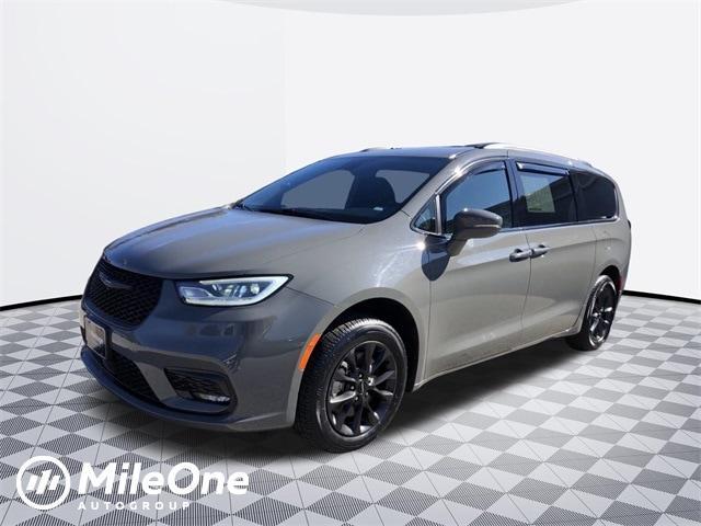 used 2021 Chrysler Pacifica car, priced at $26,288