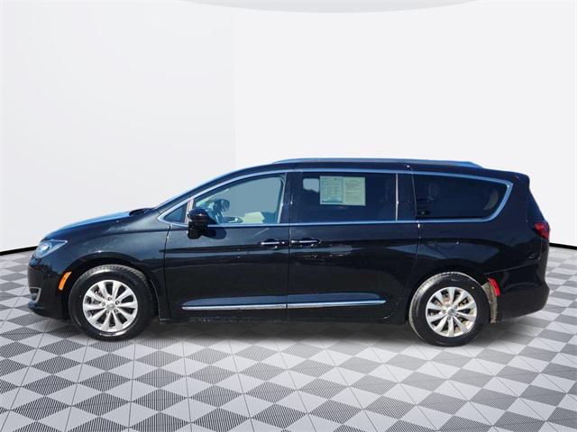 used 2018 Chrysler Pacifica car, priced at $18,800