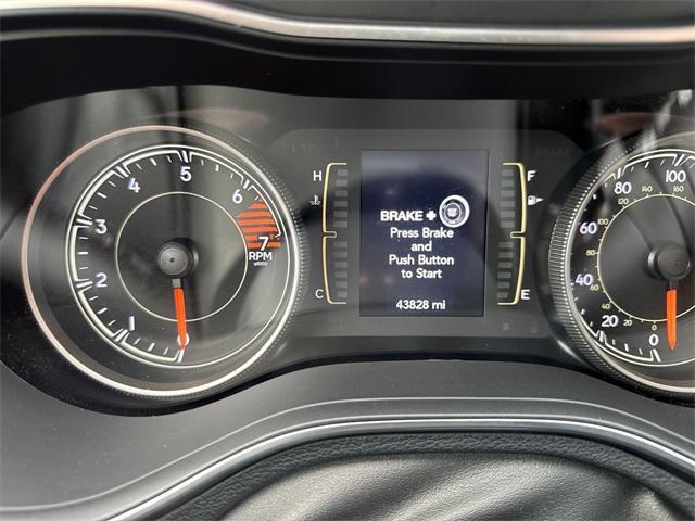 used 2020 Jeep Cherokee car, priced at $19,000