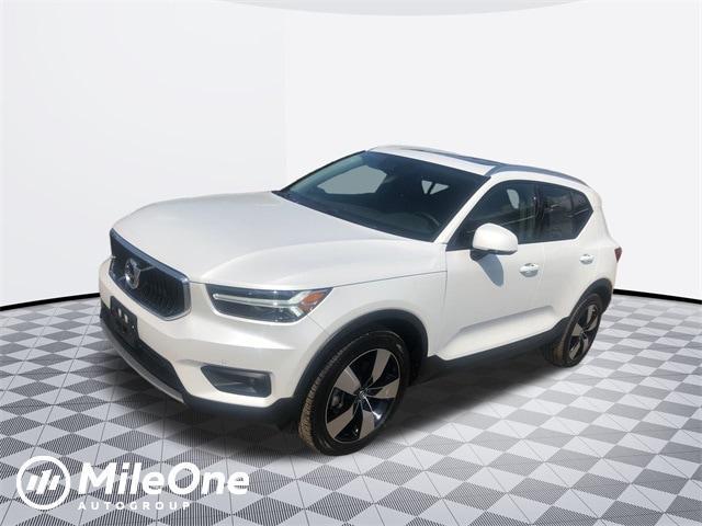 used 2021 Volvo XC40 car, priced at $30,297