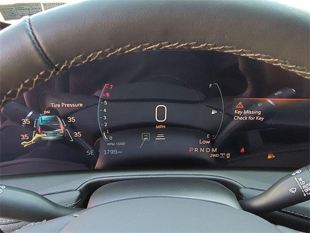 used 2025 Cadillac XT4 car, priced at $41,000