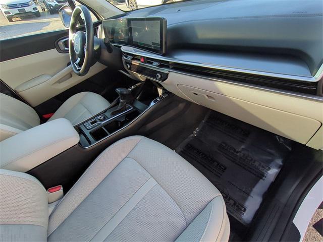 used 2024 Kia Sorento car, priced at $33,000