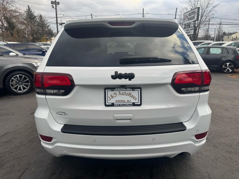 used 2021 Jeep Grand Cherokee car, priced at $19,995