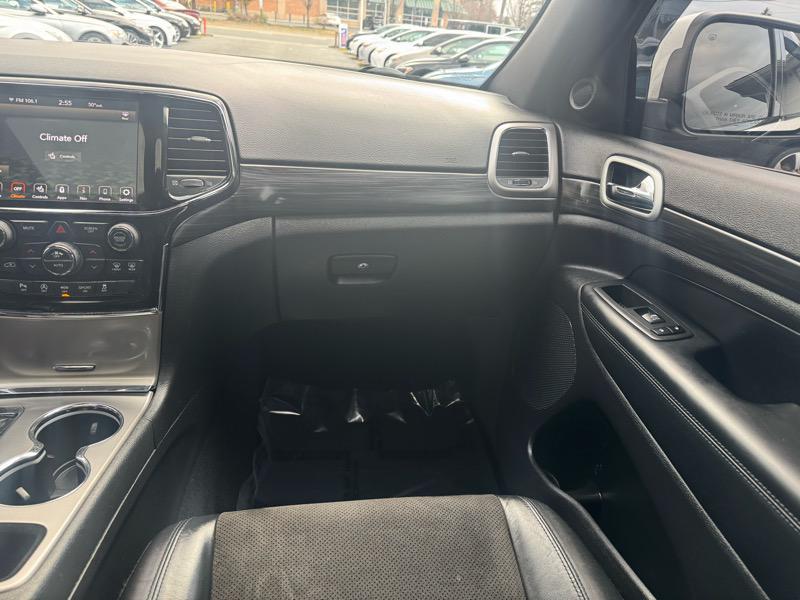 used 2021 Jeep Grand Cherokee car, priced at $19,995