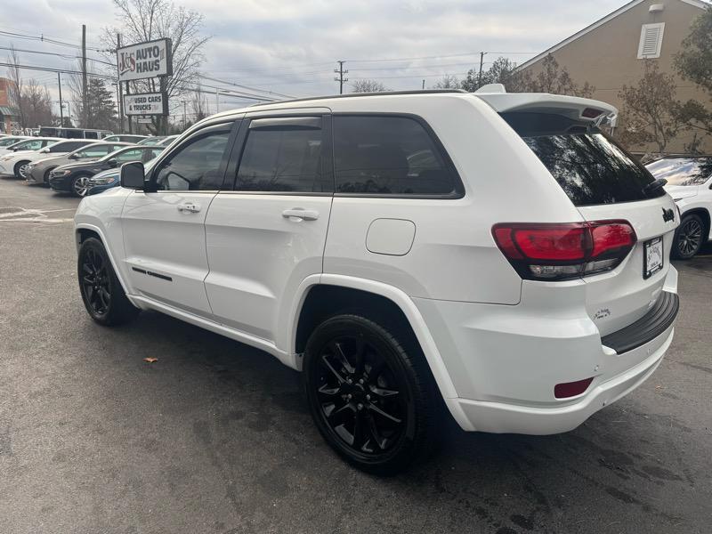 used 2021 Jeep Grand Cherokee car, priced at $19,995