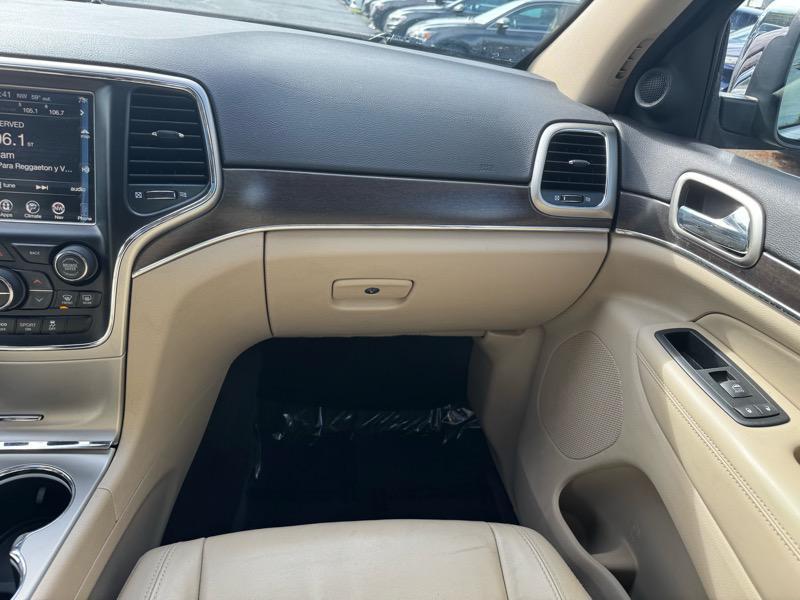 used 2017 Jeep Grand Cherokee car, priced at $14,495