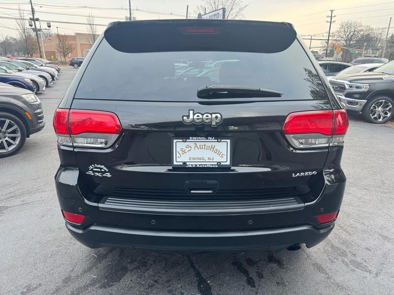 used 2018 Jeep Grand Cherokee car, priced at $12,995