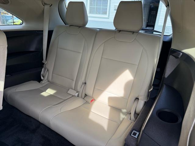 used 2014 Acura MDX car, priced at $13,495