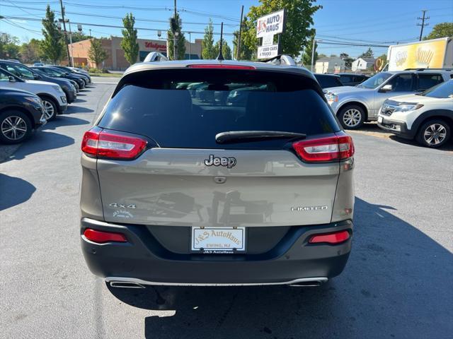 used 2018 Jeep Cherokee car, priced at $15,995