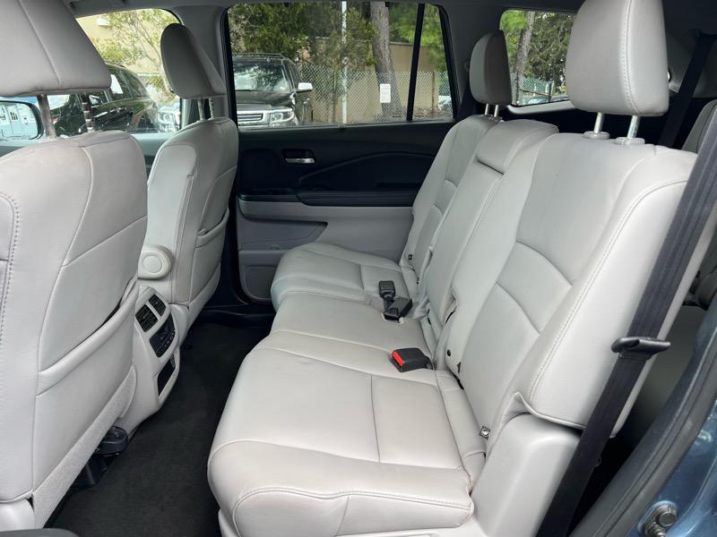 used 2020 Honda Pilot car, priced at $21,495