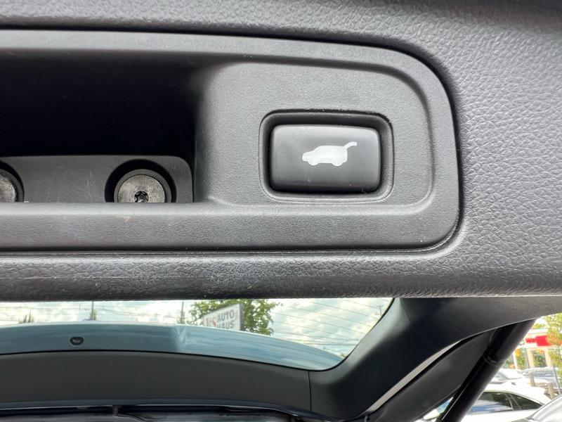 used 2020 Honda Pilot car, priced at $21,495