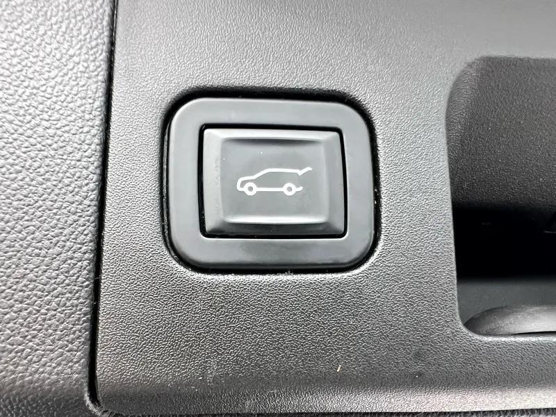 used 2017 Cadillac XT5 car, priced at $20,995