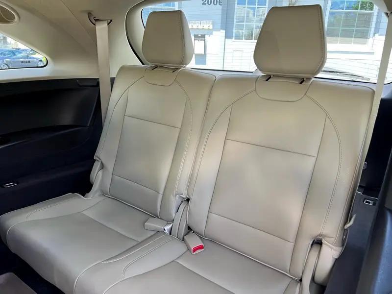 used 2018 Acura MDX car, priced at $21,495