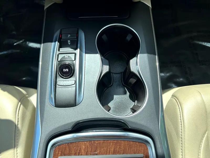 used 2018 Acura MDX car, priced at $21,495