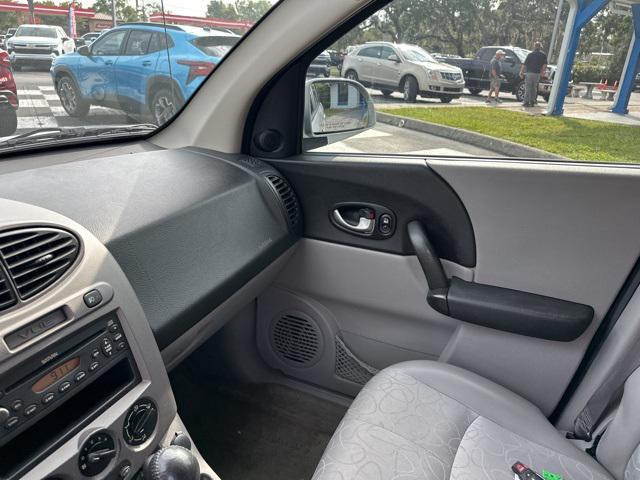 used 2004 Saturn Vue car, priced at $5,999