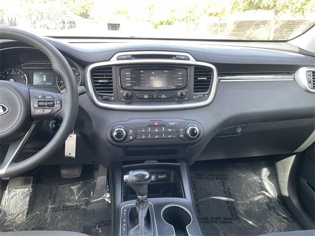 used 2017 Kia Sorento car, priced at $16,440