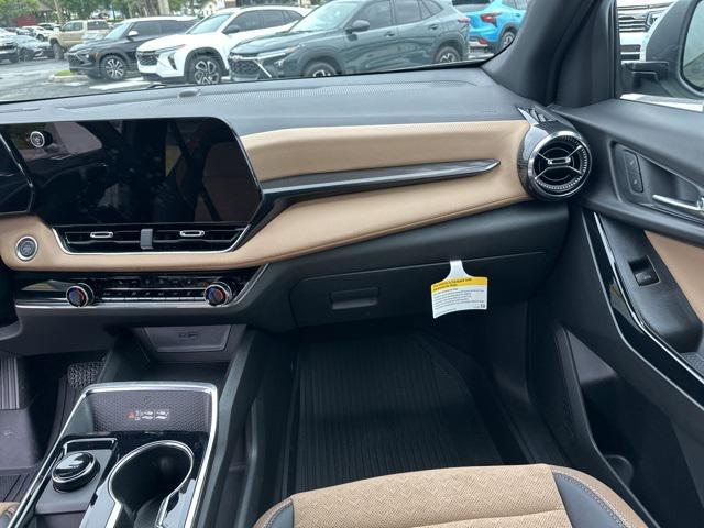 new 2025 Chevrolet Equinox car, priced at $36,090
