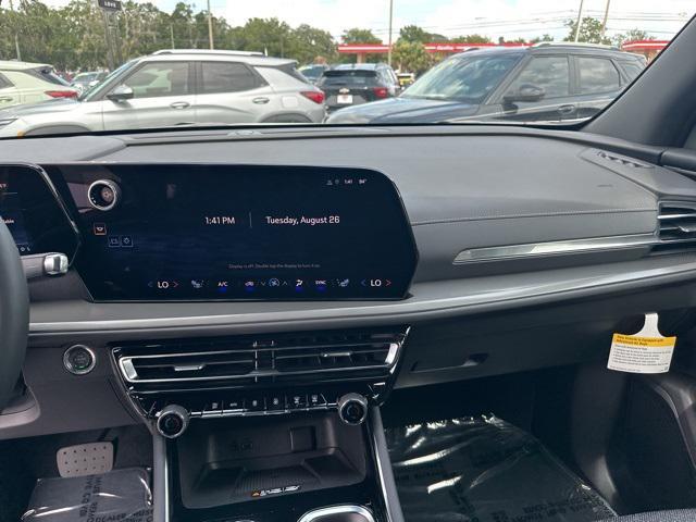 new 2026 Chevrolet Traverse car, priced at $42,724