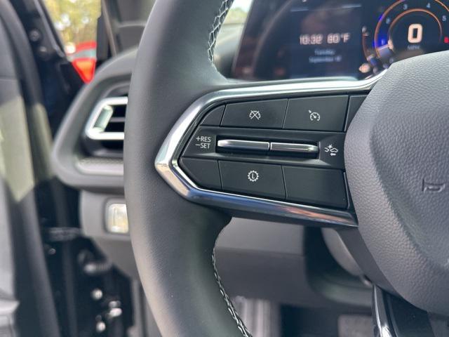 new 2026 Chevrolet Traverse car, priced at $44,668
