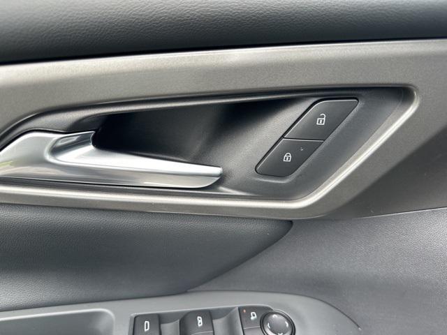 new 2026 Chevrolet Traverse car, priced at $45,477