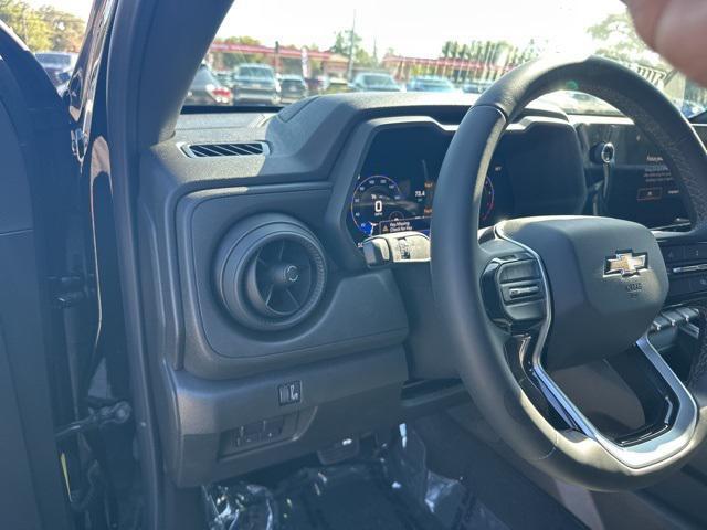 new 2025 Chevrolet Colorado car, priced at $35,031