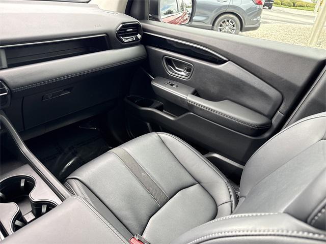 used 2023 Honda Pilot car, priced at $36,880