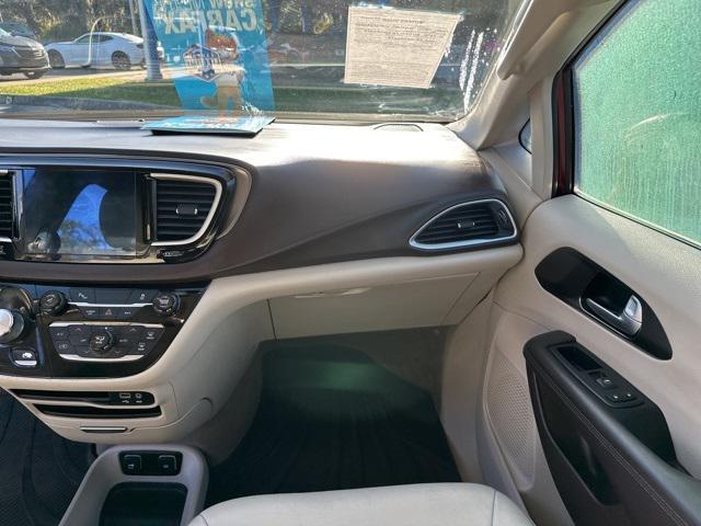 used 2017 Chrysler Pacifica car, priced at $10,395