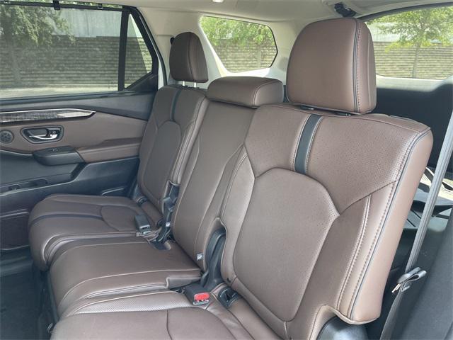 used 2025 Honda Pilot car, priced at $49,880