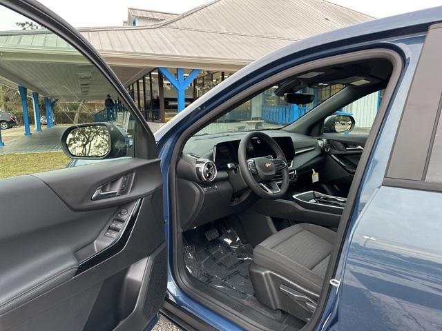 new 2025 Chevrolet Equinox car, priced at $31,680