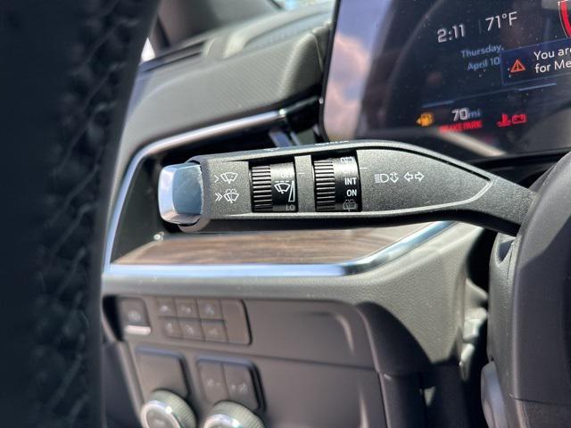 new 2025 Chevrolet Suburban car, priced at $78,350