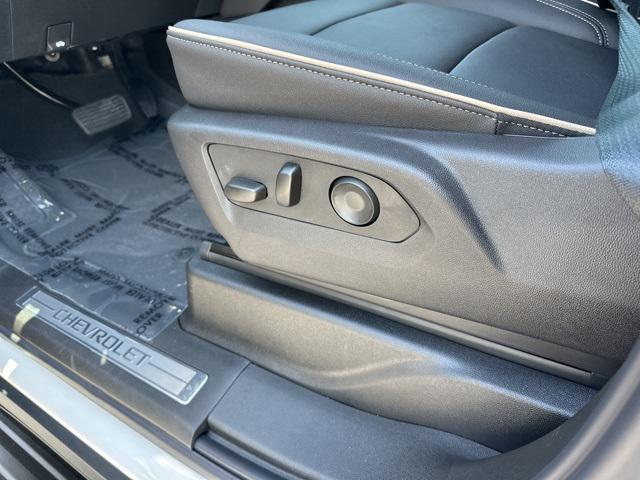 new 2025 Chevrolet Suburban car, priced at $78,350