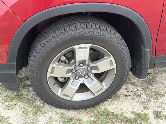 used 2025 Honda Ridgeline car, priced at $38,880