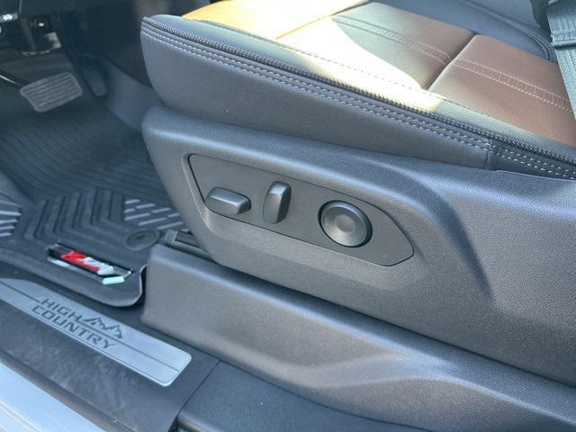 new 2025 Chevrolet Silverado 2500 car, priced at $86,414