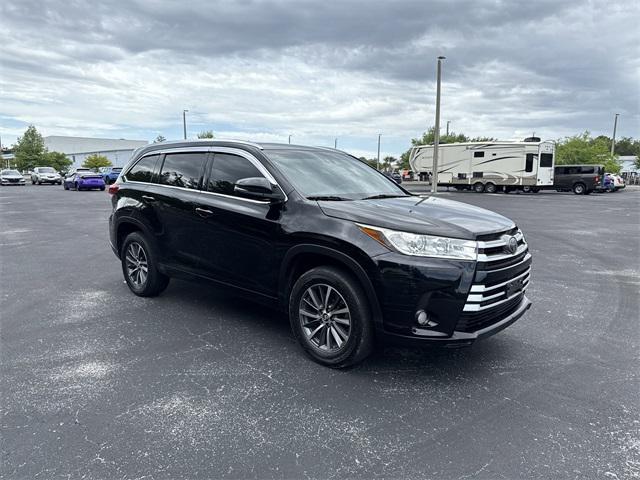 used 2018 Toyota Highlander car, priced at $21,440